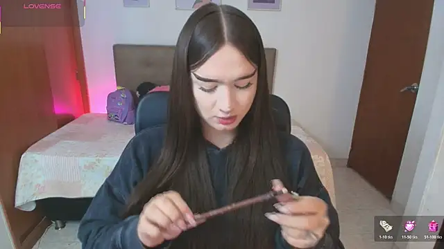 Miley Baker online show from 03/31/26, 02:19