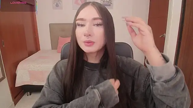 Miley Baker online show from 12/18/25, 02:10