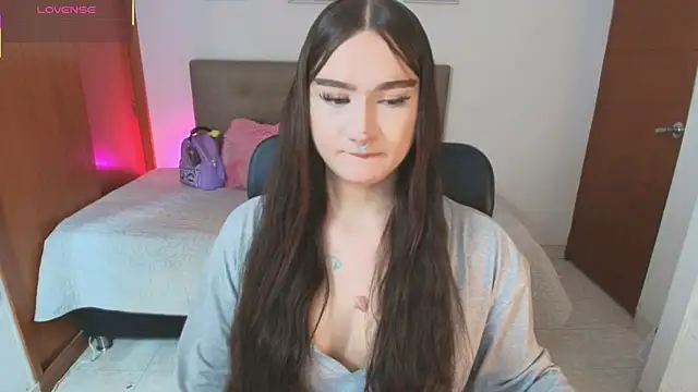 Miley Baker online show from 04/17/26, 01:36