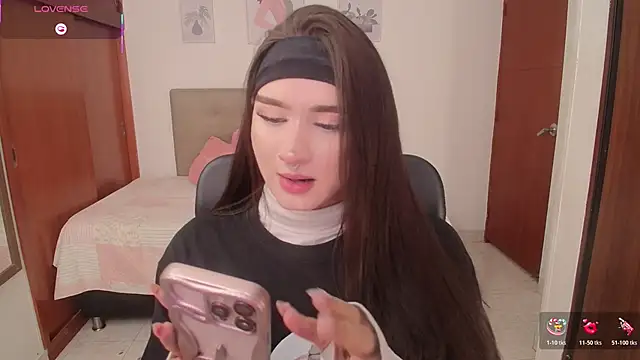 Miley Baker online show from 12/19/25, 03:47