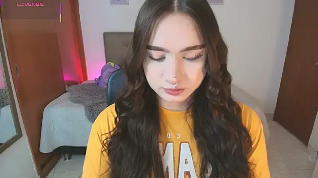 Miley Baker online show from 04/10/26, 12:34