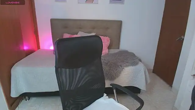 Miley Baker online show from 04/14/26, 12:54