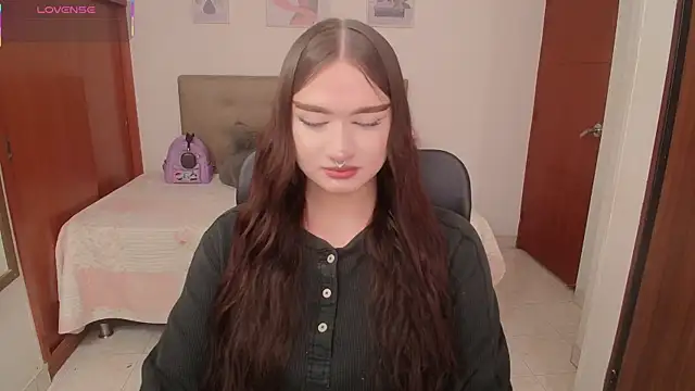 Snapshot of Miley_Baker chatting on 02/11/26, 01:55 Miley Baker online show from 02/11/26, 01:55