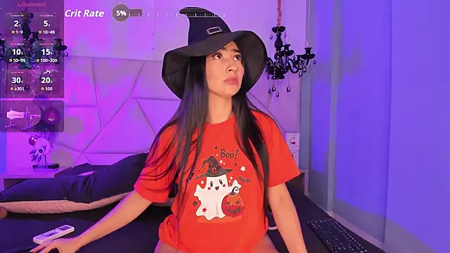 Snapshot of Selenee- chatting on 10/19/25, 05:16 Selenee- online show from 10/19/25, 05:16