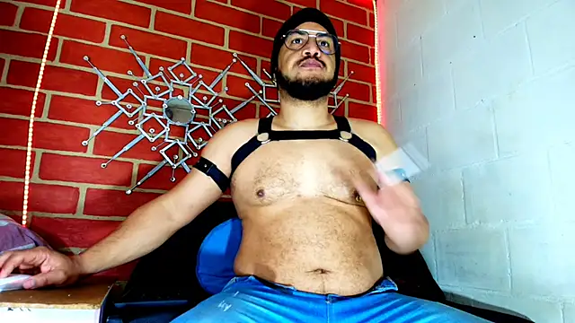 the master foal  online show from 10/12/25, 09:27