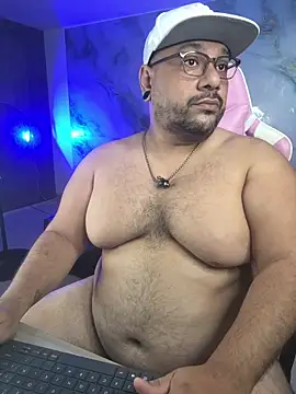 Snapshot of jacoob_woods chatting on 06/18/26, 01:38 jacoob woods online show from 06/18/26, 01:38