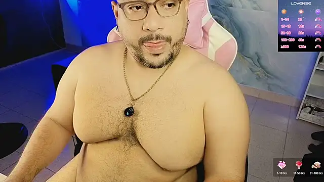 Snapshot of jacoob_woods chatting on 05/28/26, 12:44 jacoob woods online show from 05/28/26, 12:44