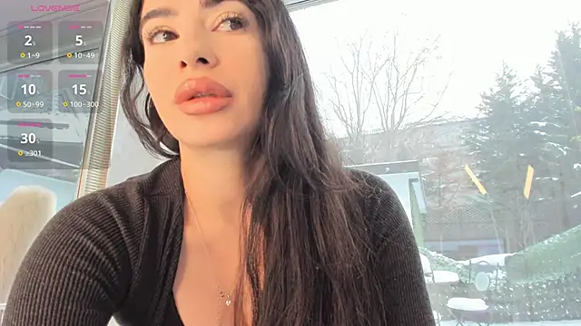 Snapshot of Naila18 chatting on 01/18/26, 07:12 Naila18 online show from 01/18/26, 07:12