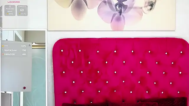 LoraDelNiro online show from 02/28/25, 07:46