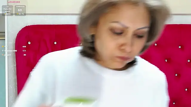 LoraDelNiro online show from 03/07/25, 01:18