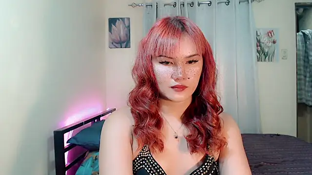 Snapshot of beatrice_21 chatting on 05/19/26, 01:29 beatrice 21 online show from 05/19/26, 01:29