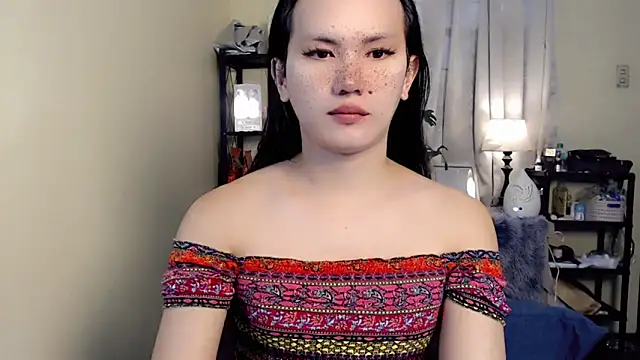 beatrice 21 online show from 09/22/25, 04:29