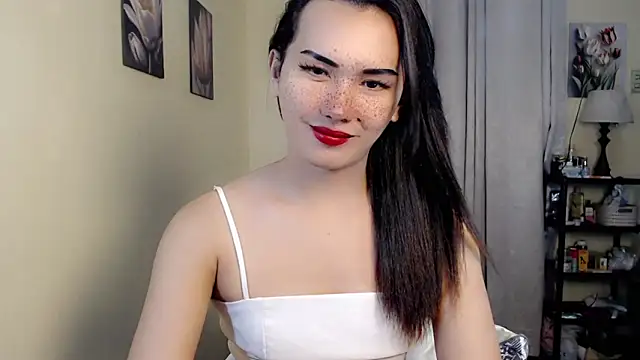 beatrice 21 online show from 10/15/25, 02:32