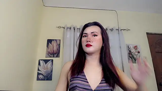 beatrice 21 online show from 11/29/25, 01:06