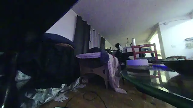 Snapshot of TheHellBilly chatting on 01/05/25, 09:59 TheHellBilly online show from 01/05/25, 09:59