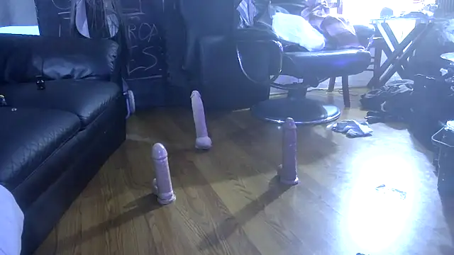 Snapshot of TheHellBilly chatting on 02/02/26, 06:18 TheHellBilly online show from 02/02/26, 06:18