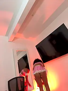 kem hott online show from 09/14/25, 03:51