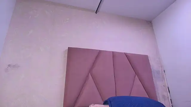 Snapshot of lay_navas chatting on 10/30/25, 07:22 lay navas online show from 10/30/25, 07:22