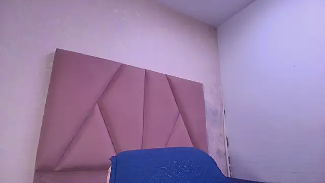 Snapshot of lay_navas chatting on 10/29/25, 07:13 lay navas online show from 10/29/25, 07:13