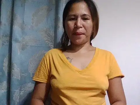 h0ney lips online show from 11/15/25, 10:30