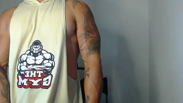 JacobJamess online show from 06/12/26, 01:14