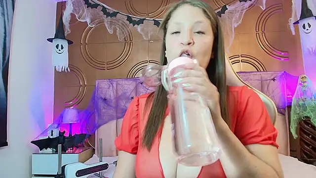 valeriaa19 online show from 10/12/25, 06:15