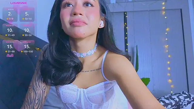 Mia Tin online show from 01/14/26, 05:49