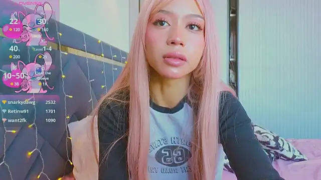 Mia Tin online show from 03/18/25, 05:34