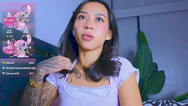 Mia Tin online show from 10/11/25, 07:26