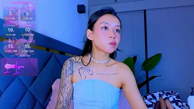 Mia Tin online show from 04/05/26, 05:41