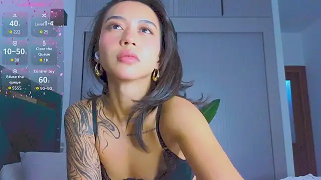 Mia Tin online show from 09/09/25, 12:58