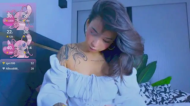 Mia Tin online show from 10/04/25, 05:47