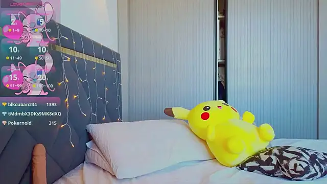 Mia Tin online show from 03/10/25, 09:45