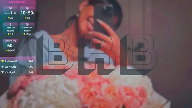 Mia Tin online show from 03/17/25, 07:02