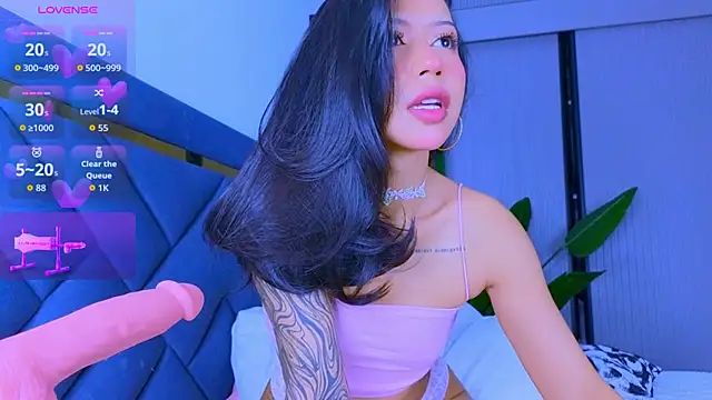 Mia Tin online show from 03/25/26, 04:28