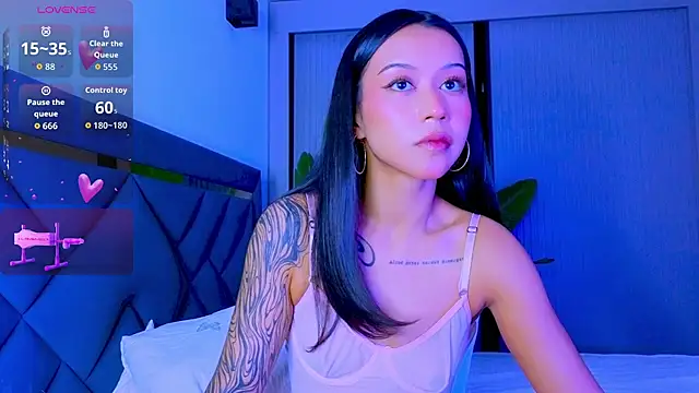 Mia Tin online show from 05/03/26, 06:11