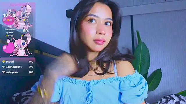 Mia Tin online show from 09/28/25, 04:14