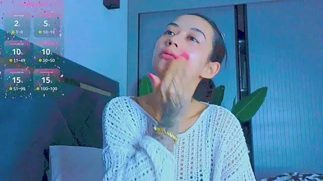 Mia Tin online show from 09/10/25, 02:16