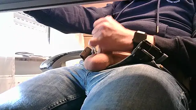 Snapshot of keks788 chatting on 02/06/26, 10:00 keks788 online show from 02/06/26, 10:00