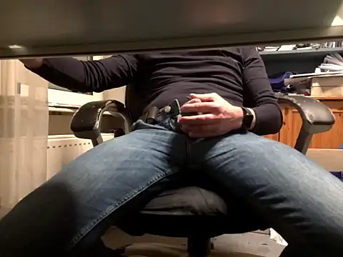 Snapshot of keks788 chatting on 01/25/25, 11:34 keks788 online show from 01/25/25, 11:34