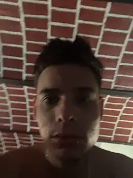 Snapshot of brianor89 chatting on 09/28/25, 03:30 brianor89 online show from 09/28/25, 03:30