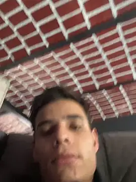 Snapshot of brianor89 chatting on 10/18/25, 05:37 brianor89 online show from 10/18/25, 05:37