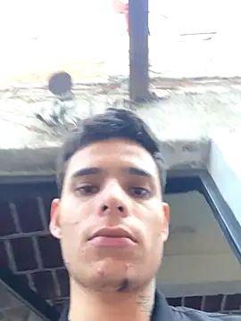 Snapshot of brianor89 chatting on 10/15/25, 02:47 brianor89 online show from 10/15/25, 02:47