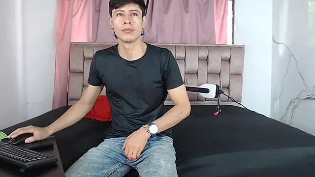 Sexytaty2022 online show from 03/20/26, 12:50