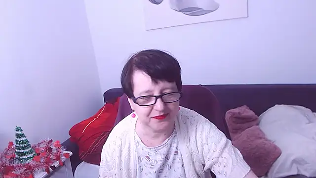 ChristaRose online show from 12/05/25, 09:23