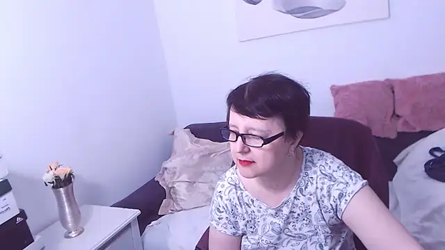 ChristaRose online show from 11/24/25, 01:49