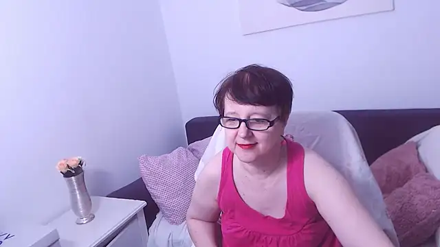 ChristaRose online show from 09/19/25, 05:50