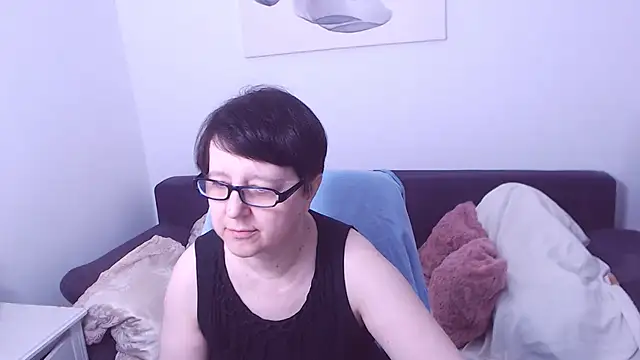 Snapshot of ChristaRose chatting on 04/19/26, 11:33 ChristaRose online show from 04/19/26, 11:33
