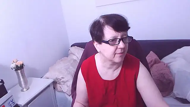 ChristaRose online show from 11/23/25, 01:43