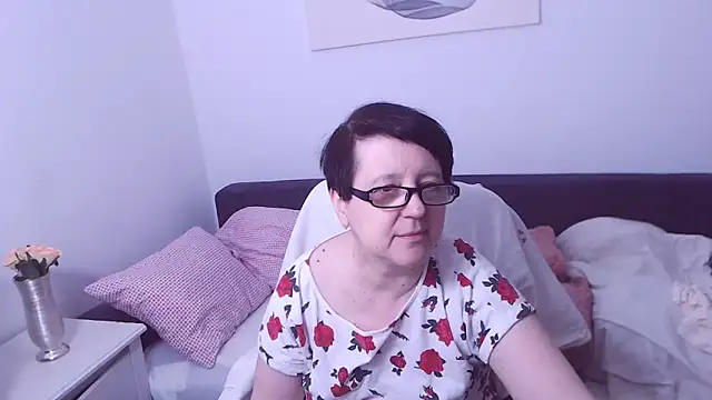 ChristaRose online show from 03/31/26, 05:48